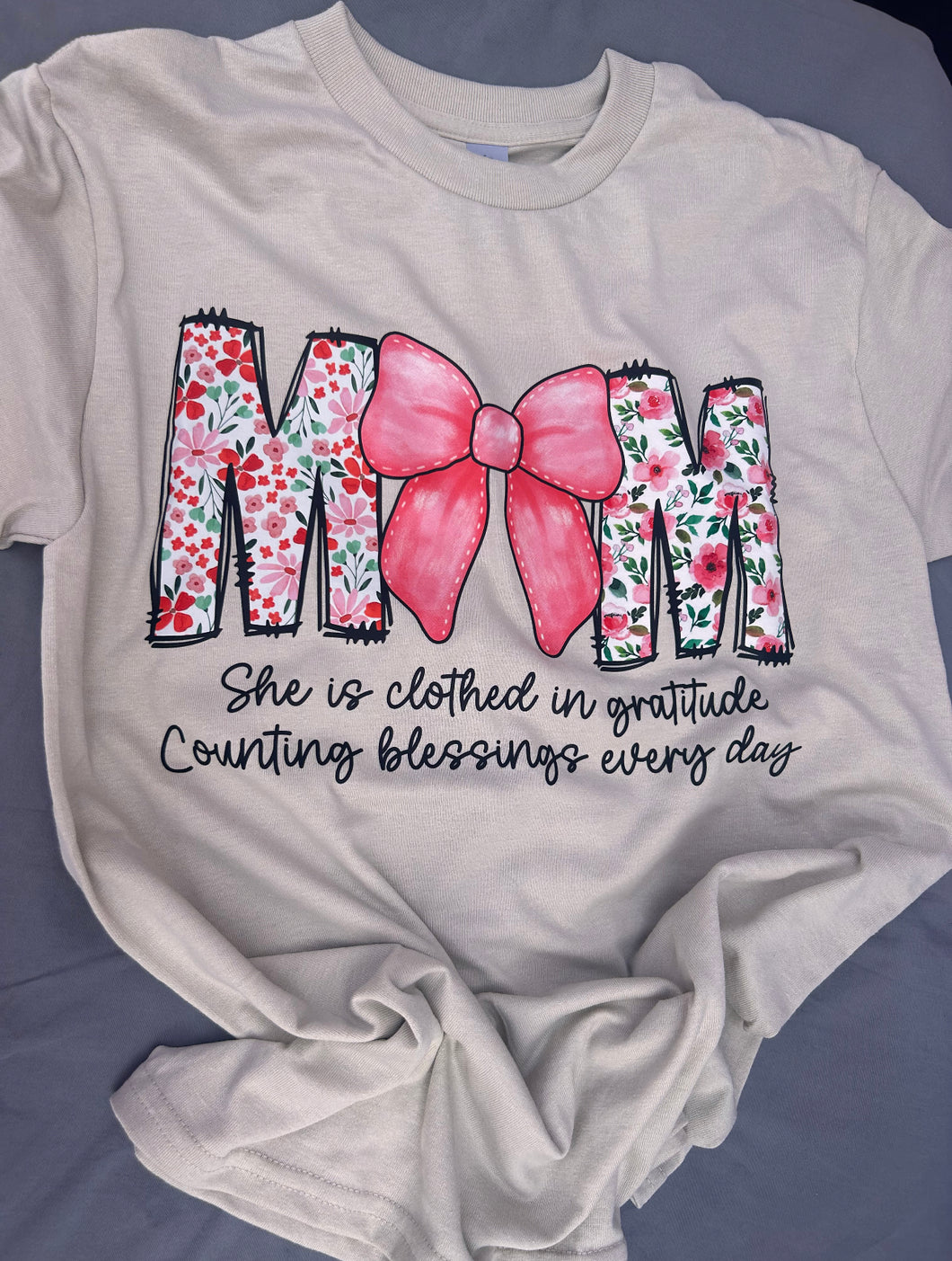 Mama Bow Tee/Sweatshirt